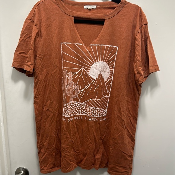 Maurices Tops - Maurices Oversize Graphic T-Shirt Size Large